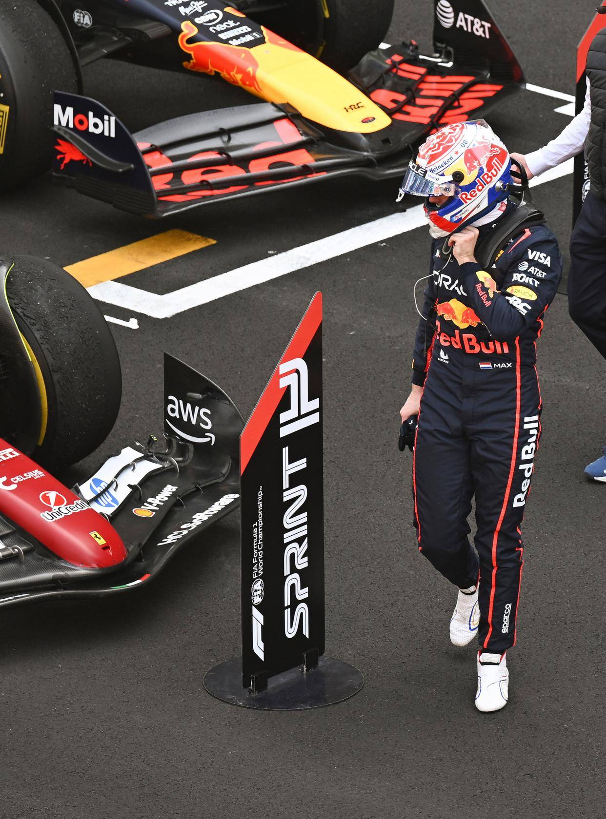 法拉利绝杀雷诺车队，汉密尔顿状态火热