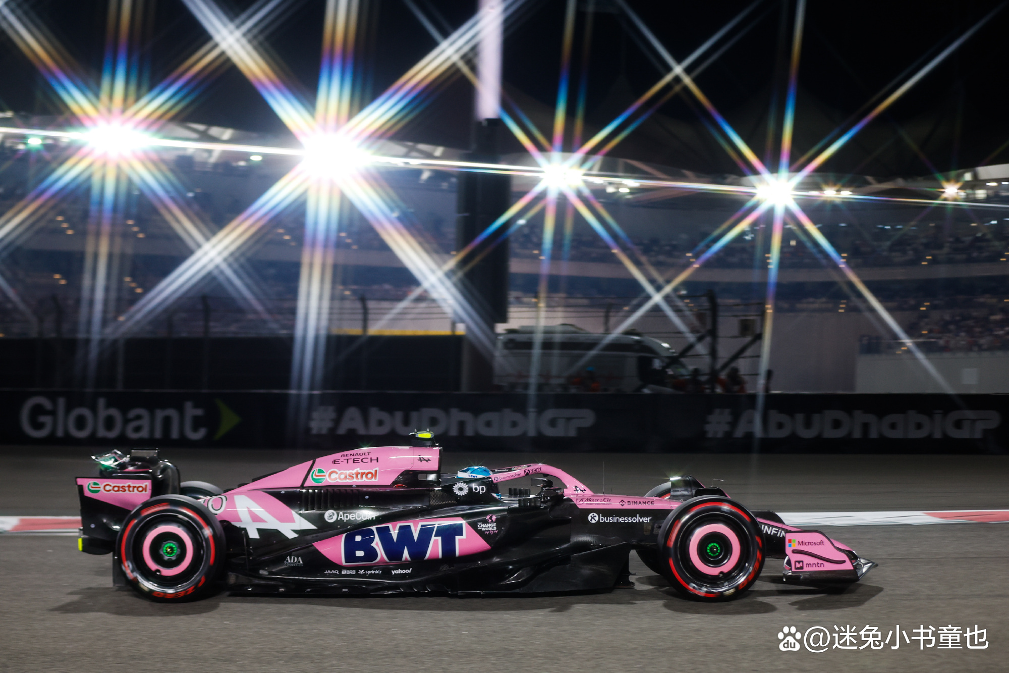 威廉姆斯险胜迈凯伦，佩雷兹高光表现