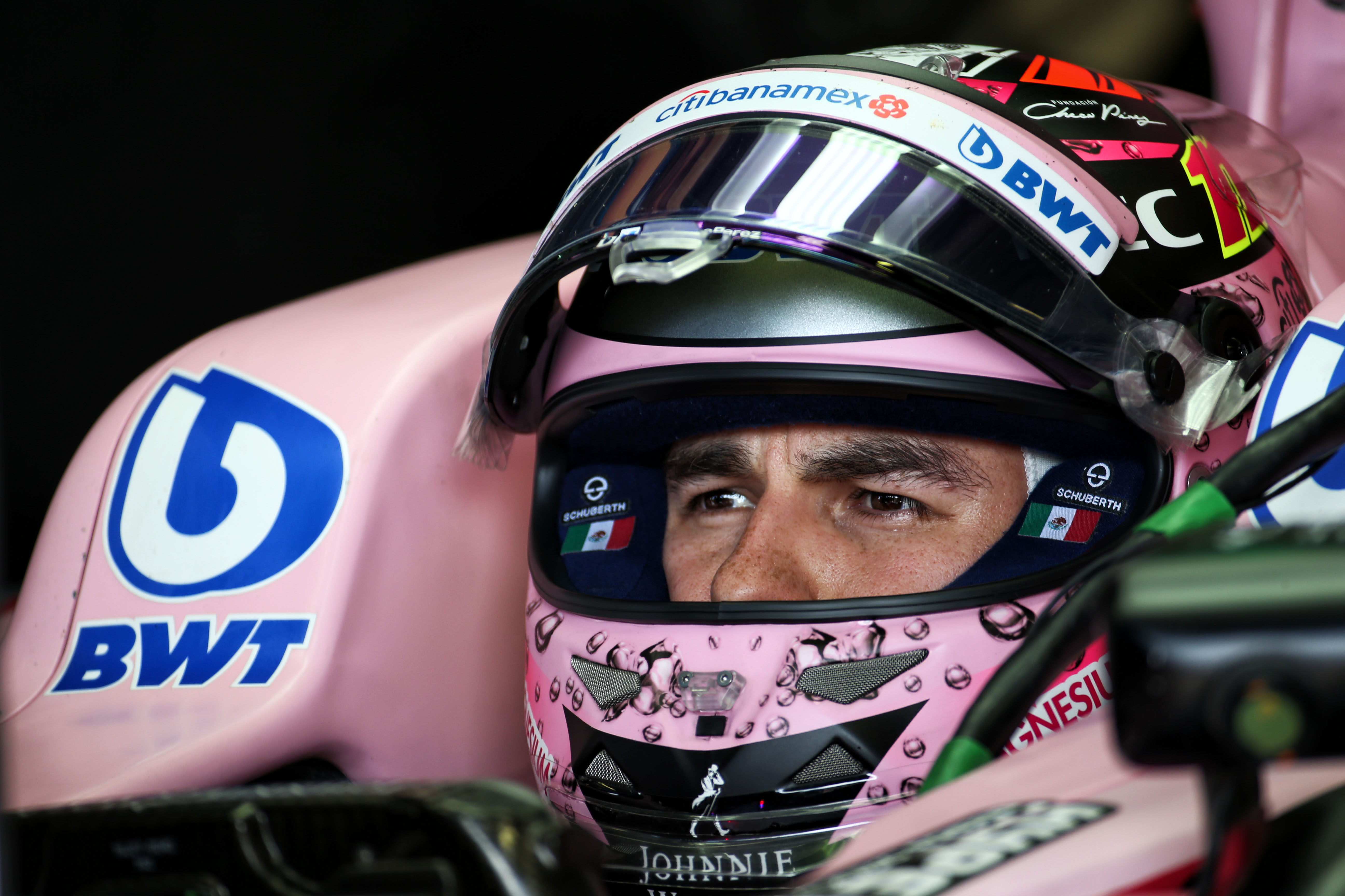 法拉利横扫雷诺车队，佩雷兹惊艳四座