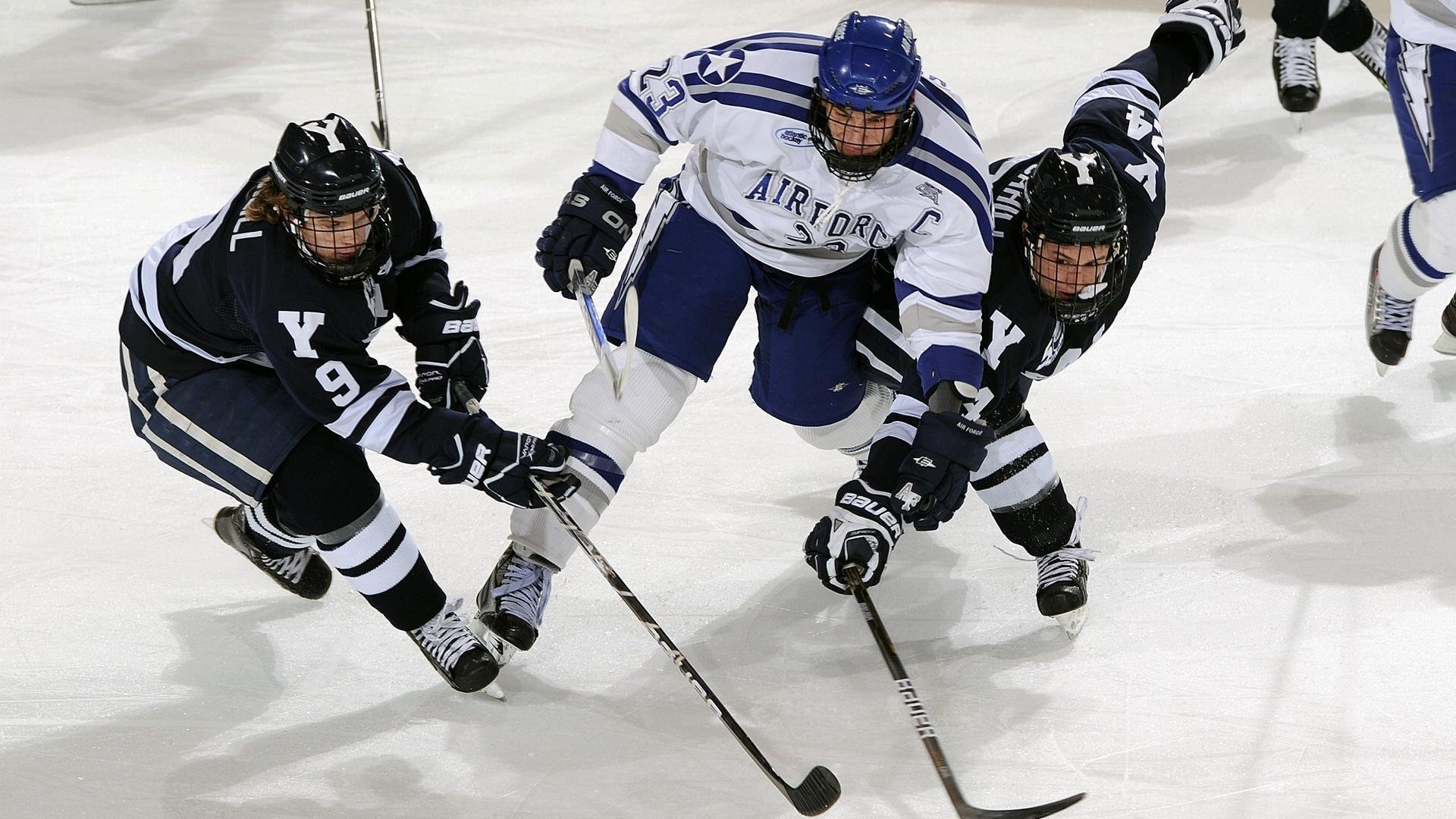 波兰血拼伊拉克,托尼成为关键先生